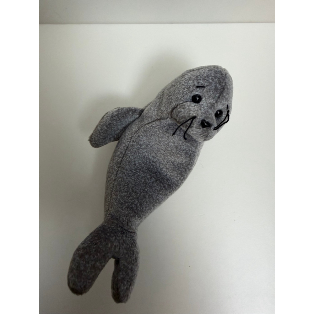 Ty “Slippery” Beanie Baby Gray Seal Stuffed Animal One Size